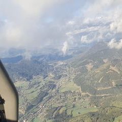 Flugwegposition um 16:01:33: Aufgenommen in der Nähe von Gemeinde Spital am Semmering, Österreich in 1763 Meter